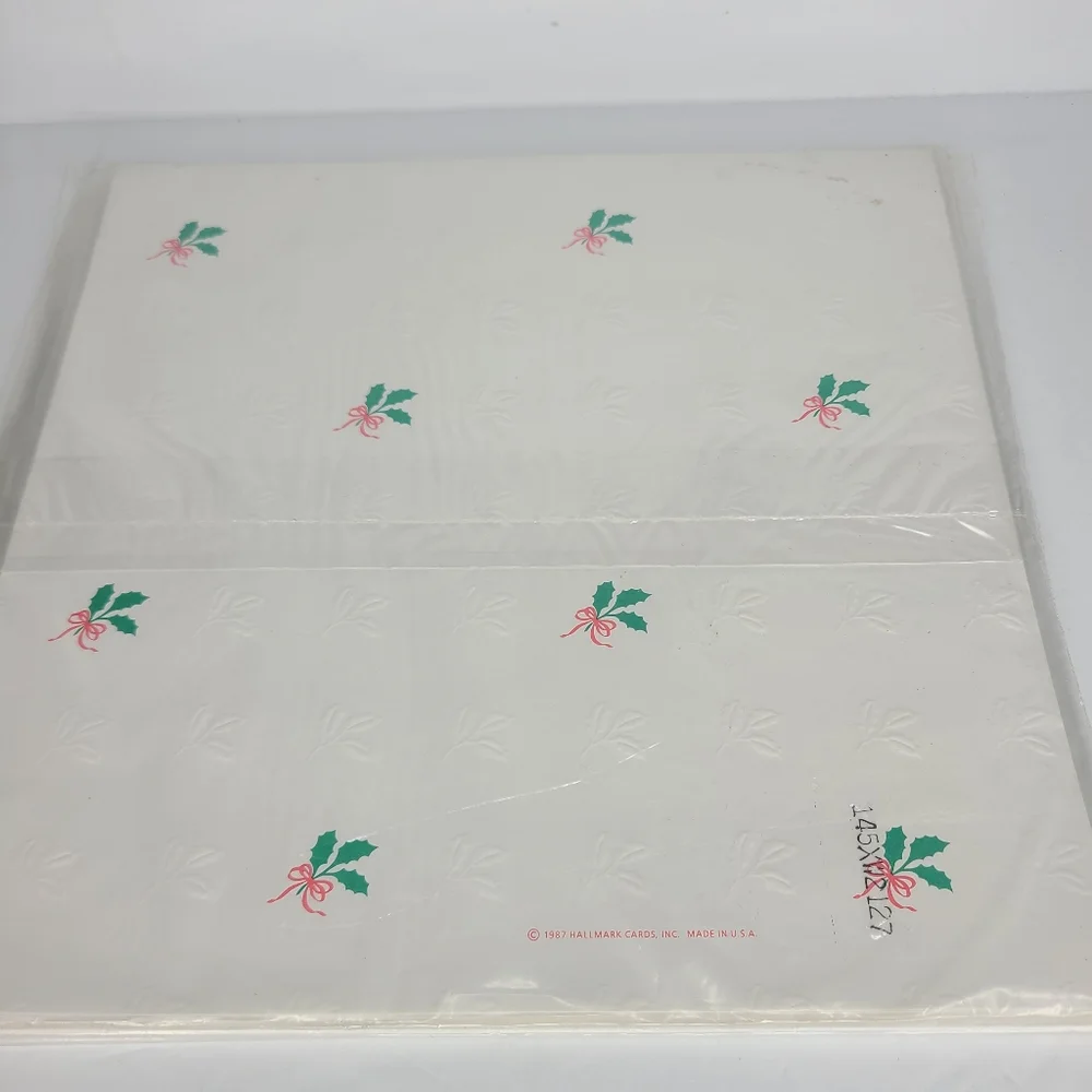 Vintage Christmas Wrapping Paper Holiday gift Wrap NOS‎ 3 Packages